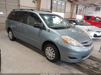2008 TOYOTA SIENNA LE