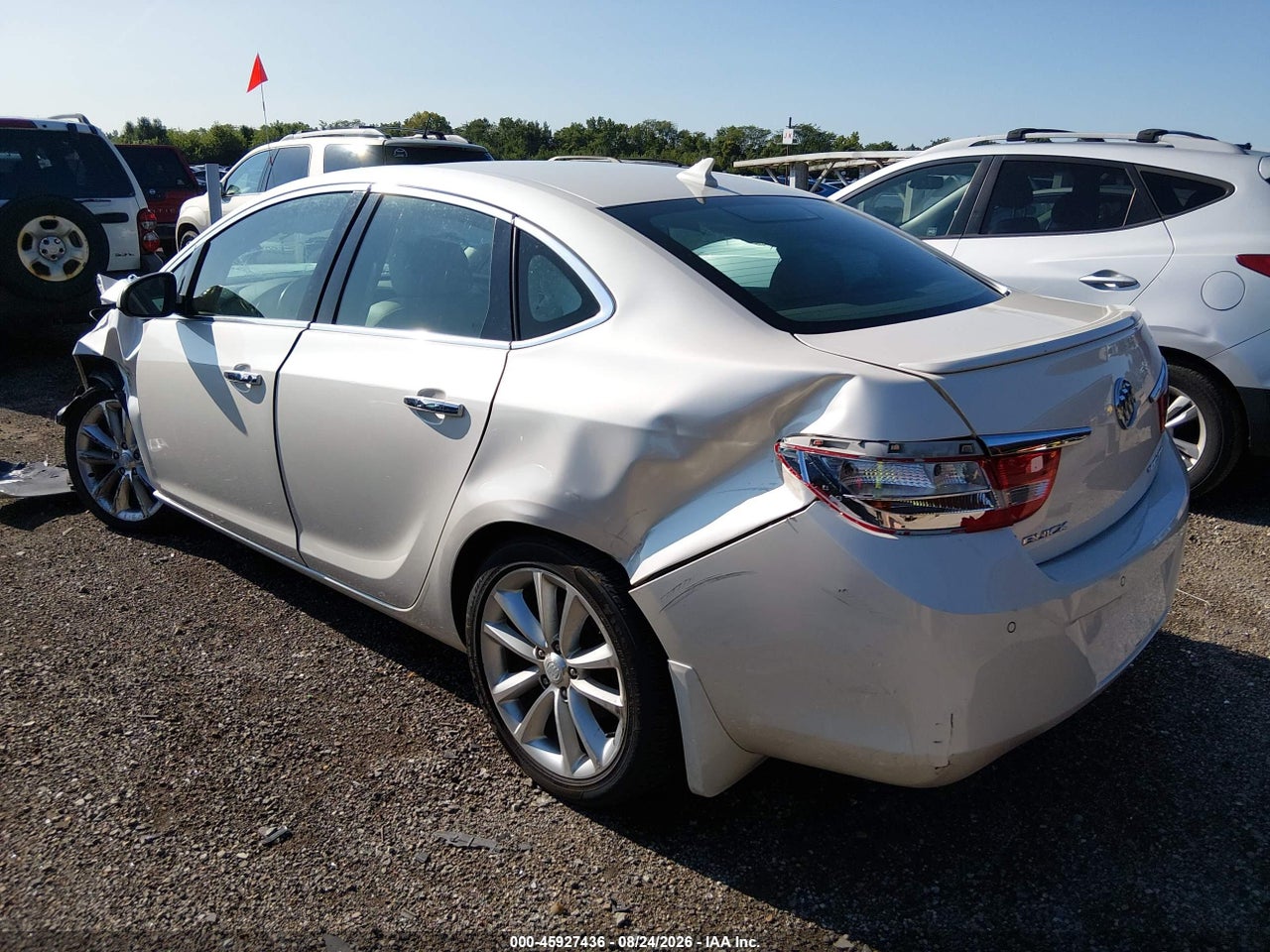 2014 BUICK VERANO LEATHER GROUP · 3/11