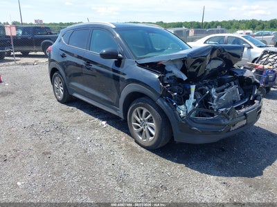 KM8J3CA46HU****** · 2017 HYUNDAI TUCSON SE