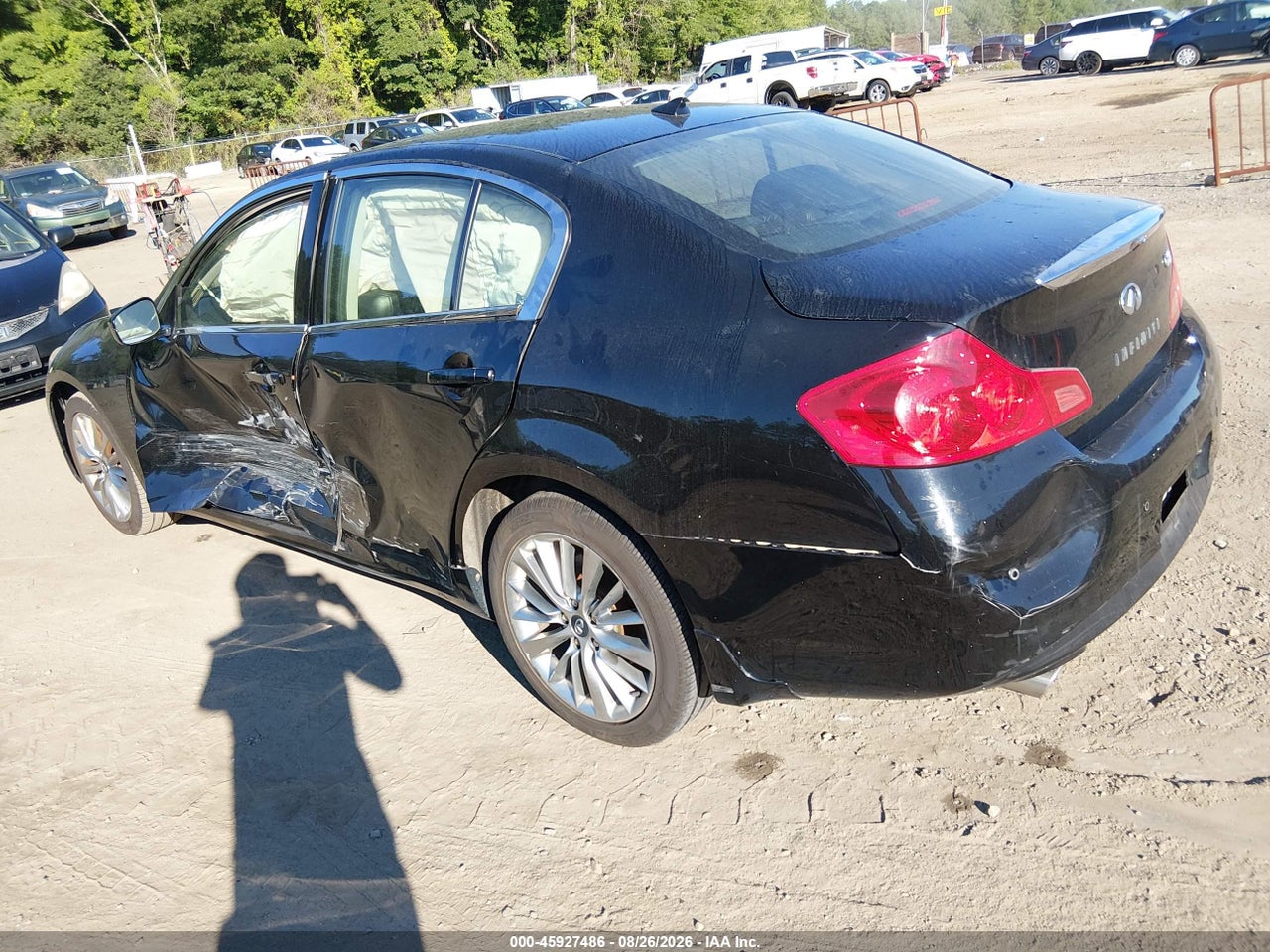 2013 INFINITI G37X · 3/11