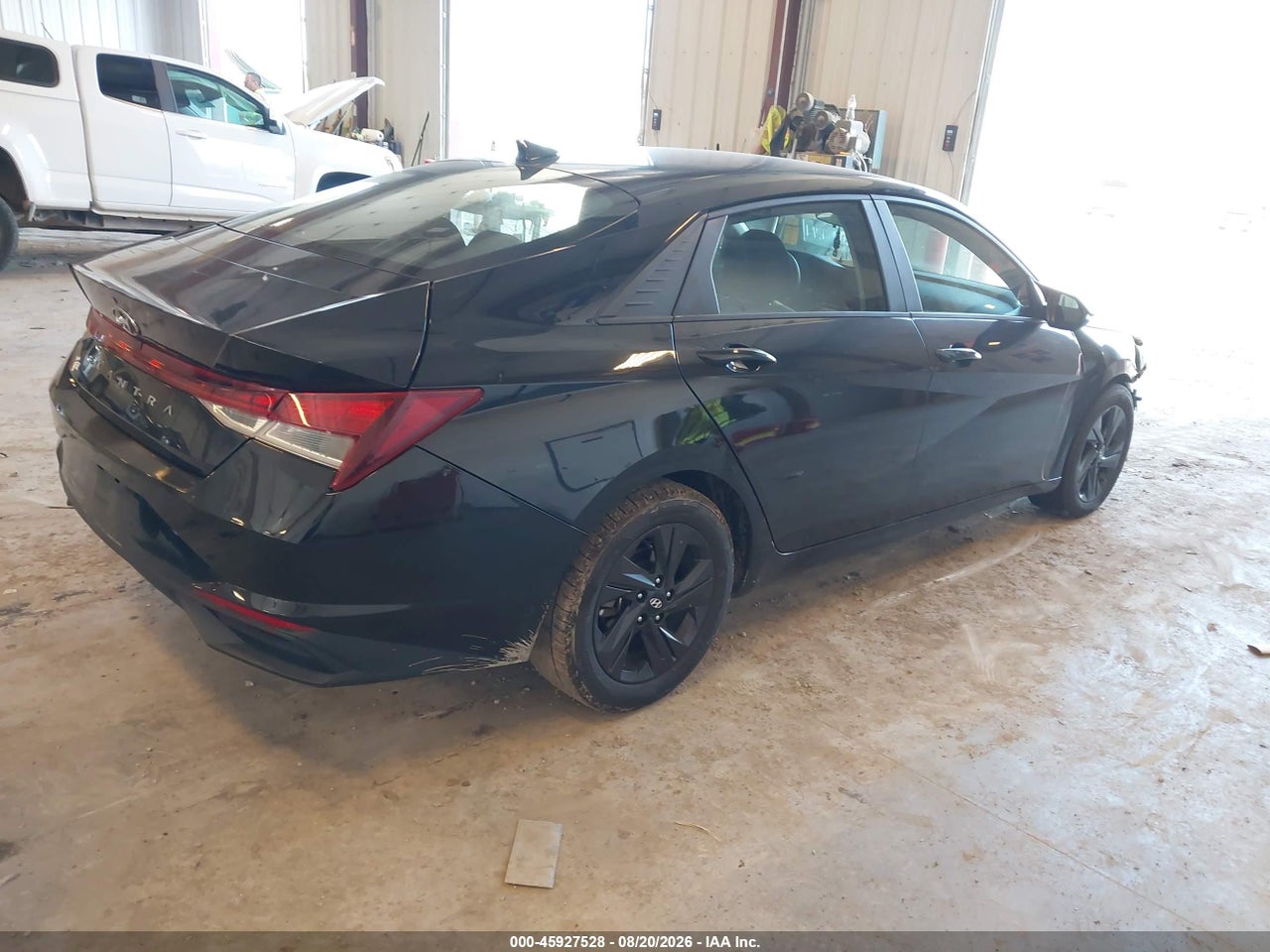 2021 HYUNDAI ELANTRA SEL · 4/11