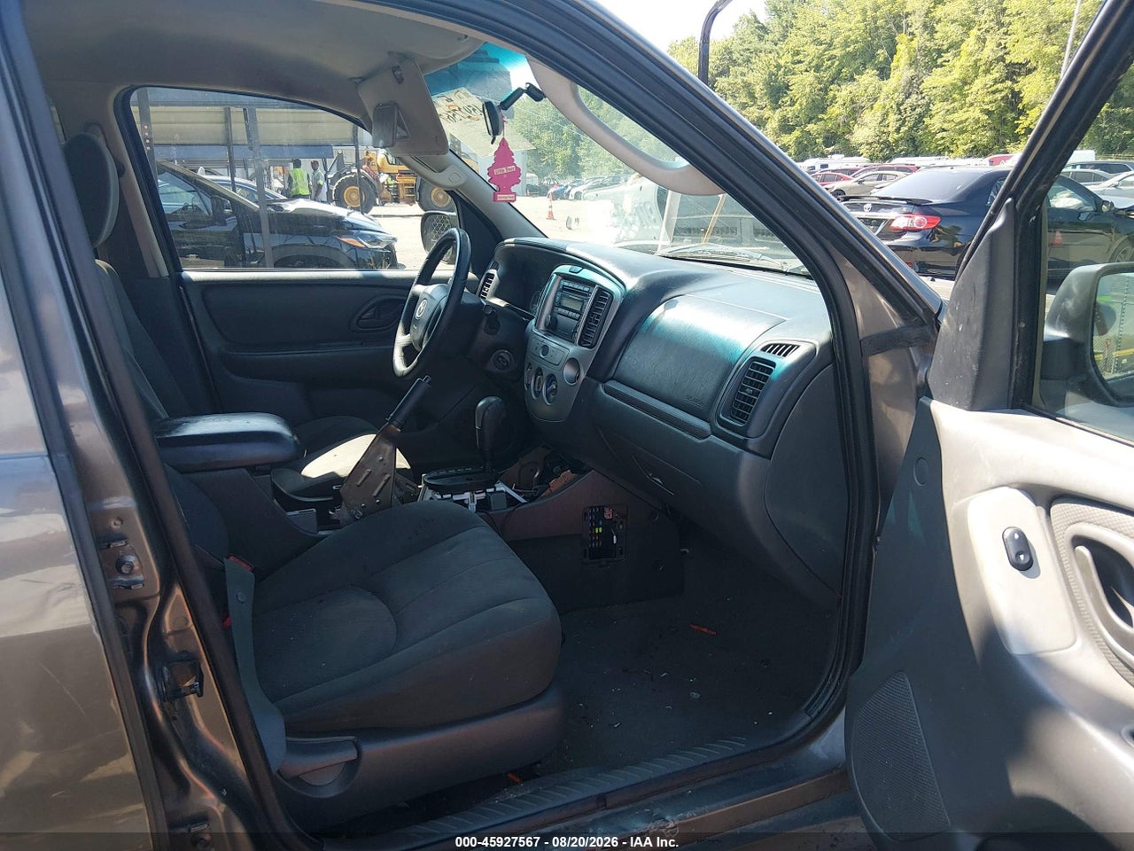 2005 MAZDA TRIBUTE I · 5/10