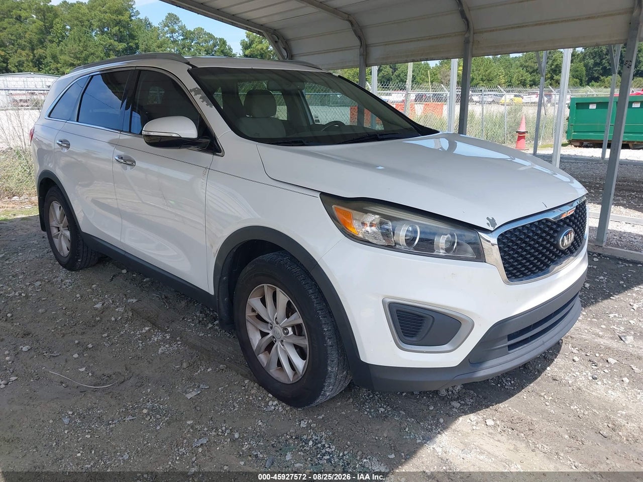 5XYPG4A39GG****** · 2016 KIA SORENTO 2.4L LX