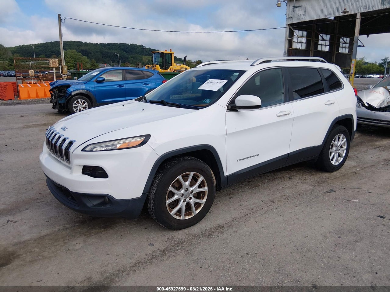 2015 JEEP CHEROKEE LATITUDE · 2/10