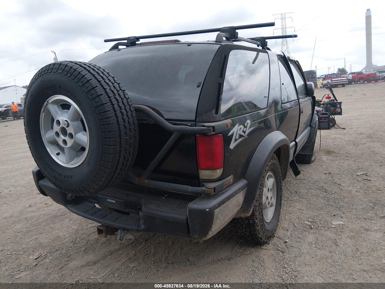 2000 CHEVROLET BLAZER LS · 4/11