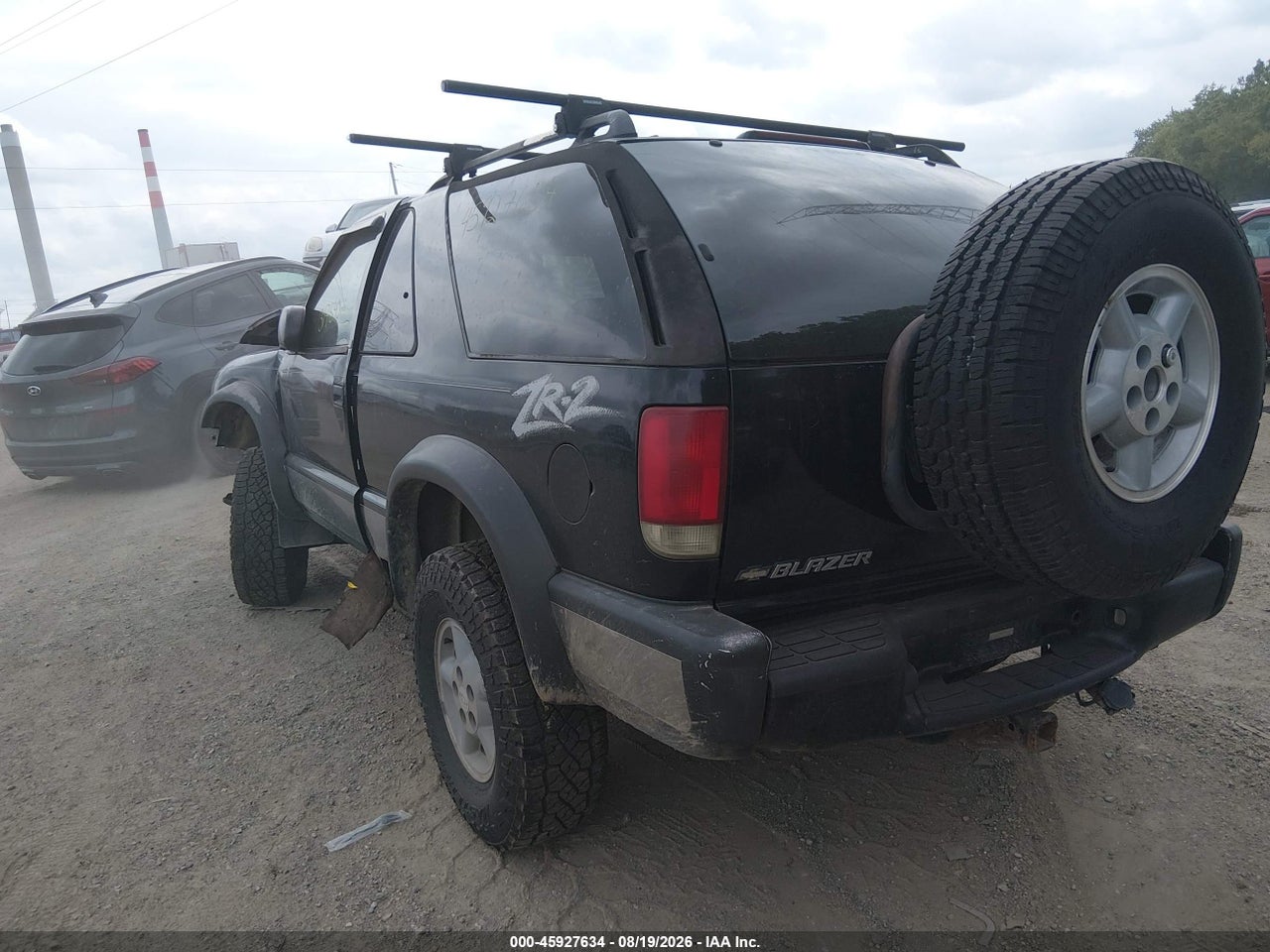 2000 CHEVROLET BLAZER LS · 3/11