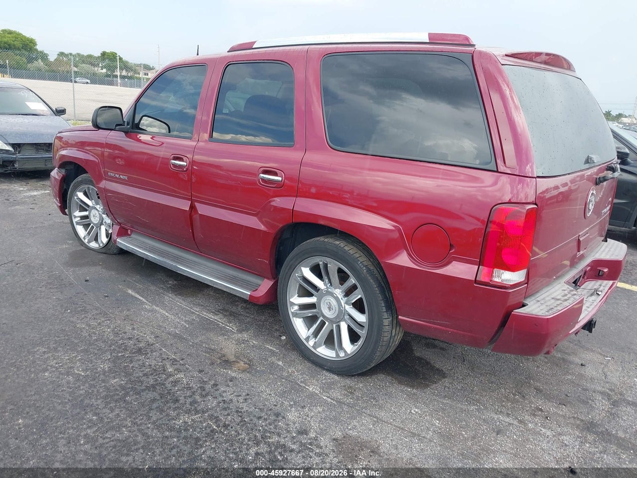 2005 CADILLAC ESCALADE STANDARD · 3/10