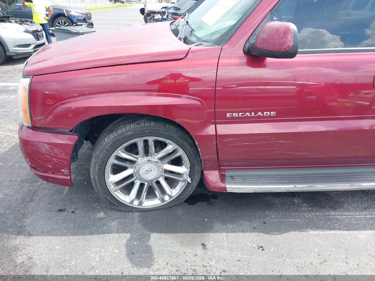 2005 CADILLAC ESCALADE STANDARD · 6/10