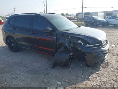 3VV8B7AX5RM****** · 2024 VOLKSWAGEN TIGUAN 2.0T SE R-LINE BLACK