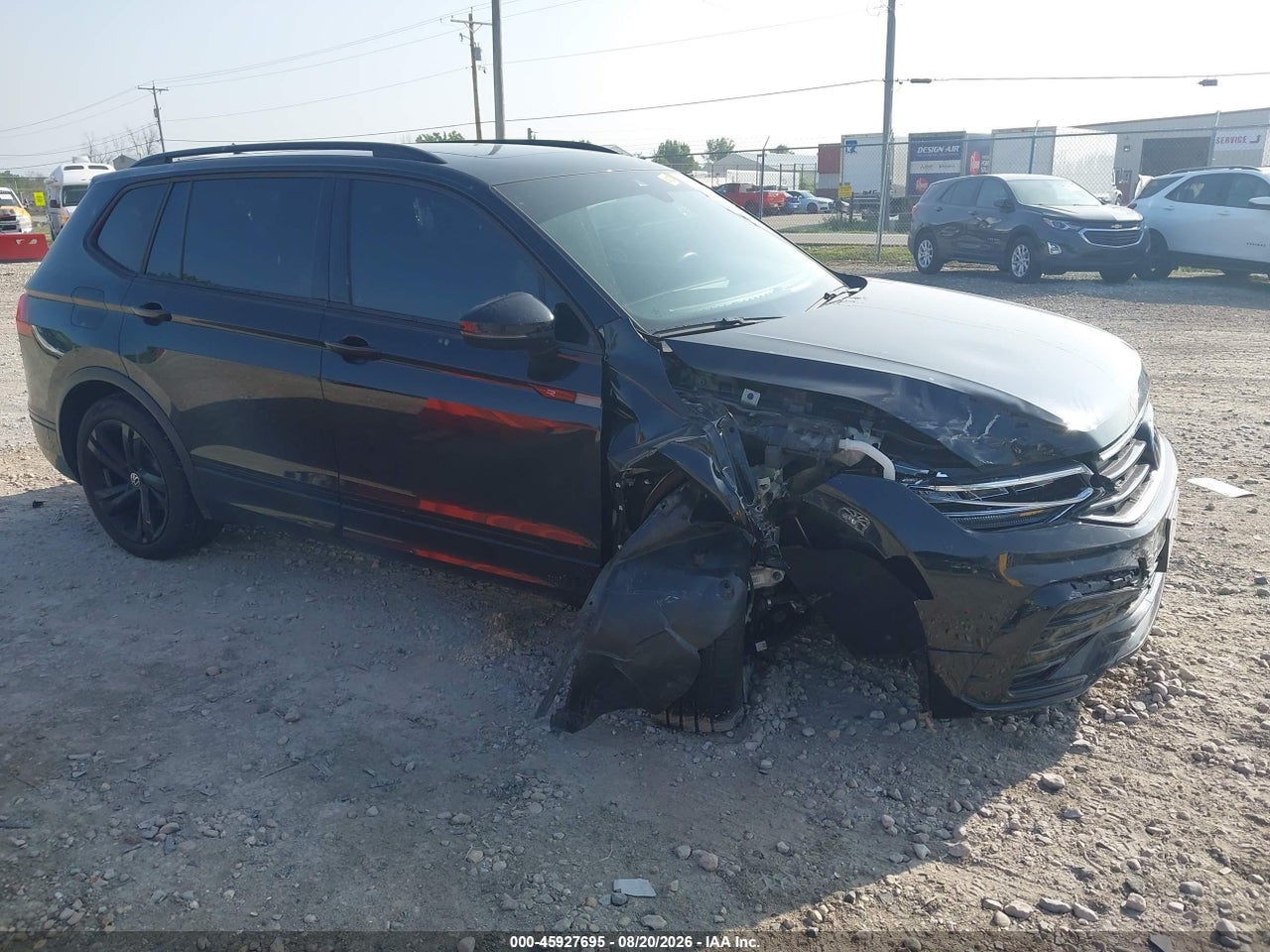 3VV8B7AX5RM****** · 2024 VOLKSWAGEN TIGUAN 2.0T SE R-LINE BLACK