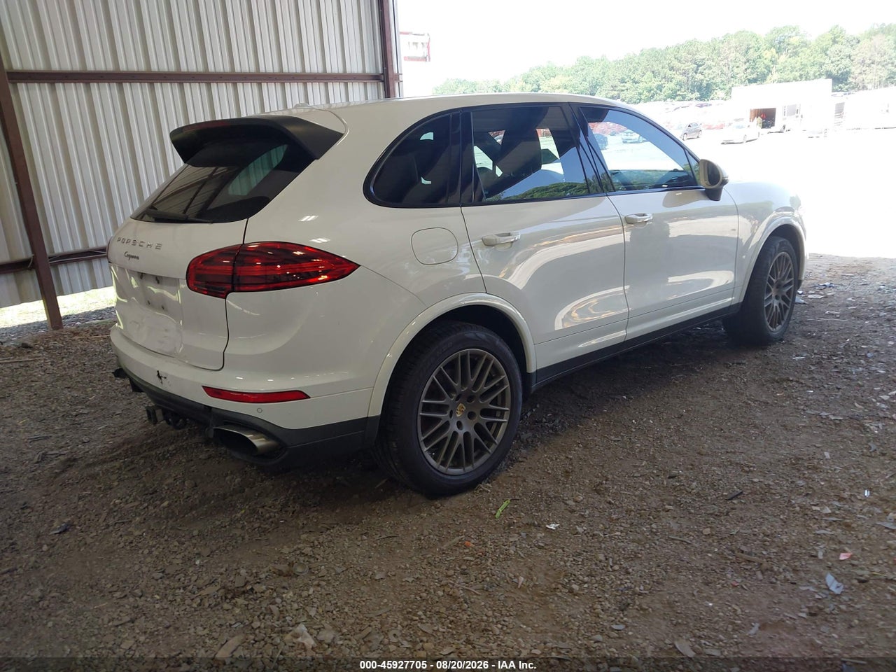 2017 PORSCHE CAYENNE PLATINUM EDITION · 4/11