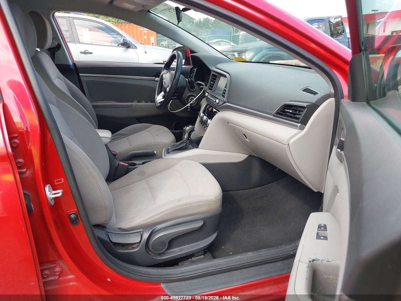 2020 HYUNDAI ELANTRA SEL · 5/11