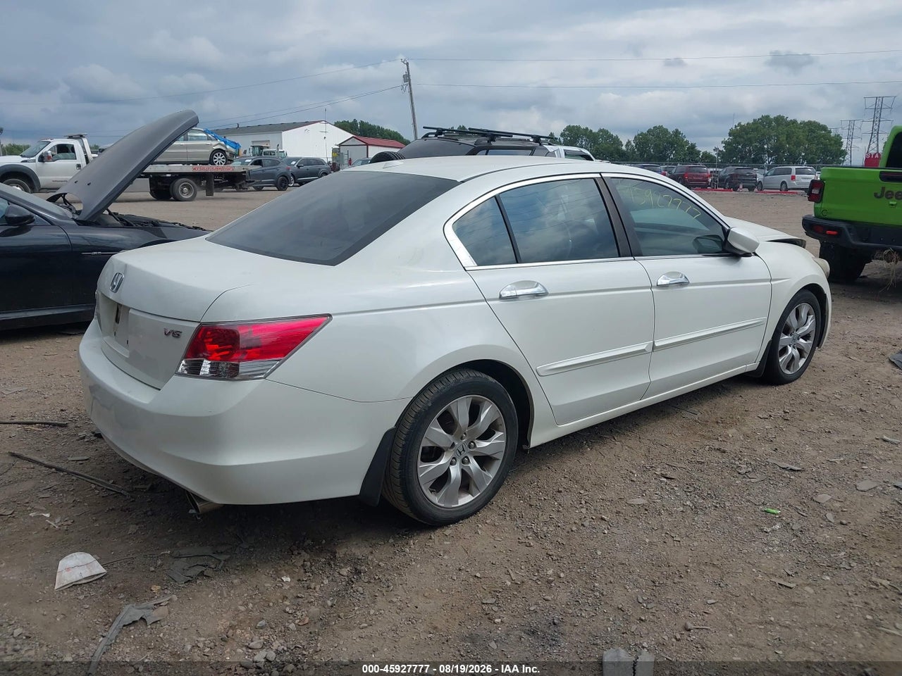 1HGCP36838A****** · 2008 HONDA ACCORD 3.5 EX-L · 4/11