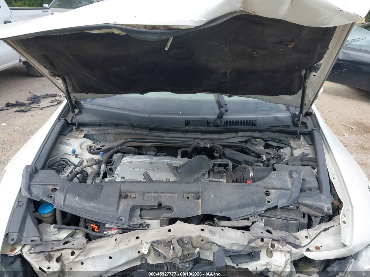 1HGCP36838A****** · 2008 HONDA ACCORD 3.5 EX-L · 10/11
