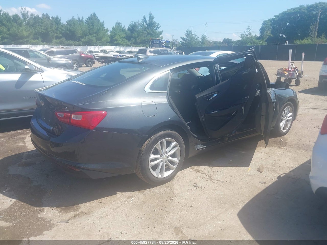 2016 CHEVROLET MALIBU 1LT · 4/11