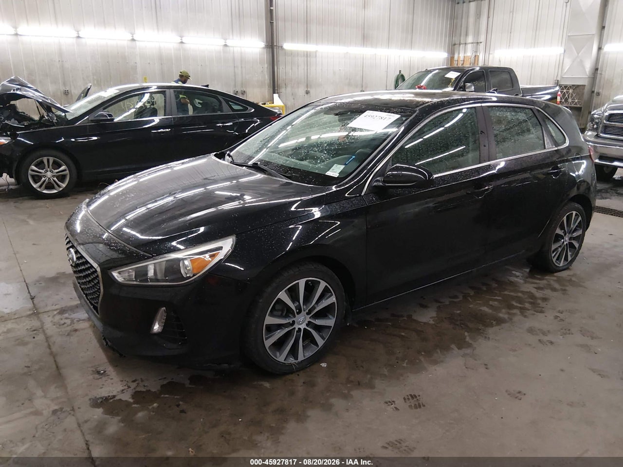 2019 HYUNDAI ELANTRA GT · 2/11