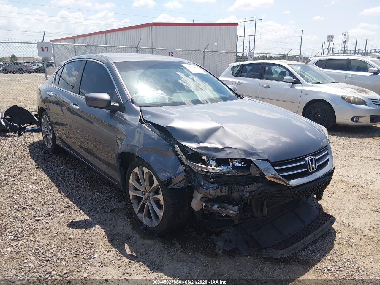 1HGCR2E52DA****** · 2013 HONDA ACCORD SPORT