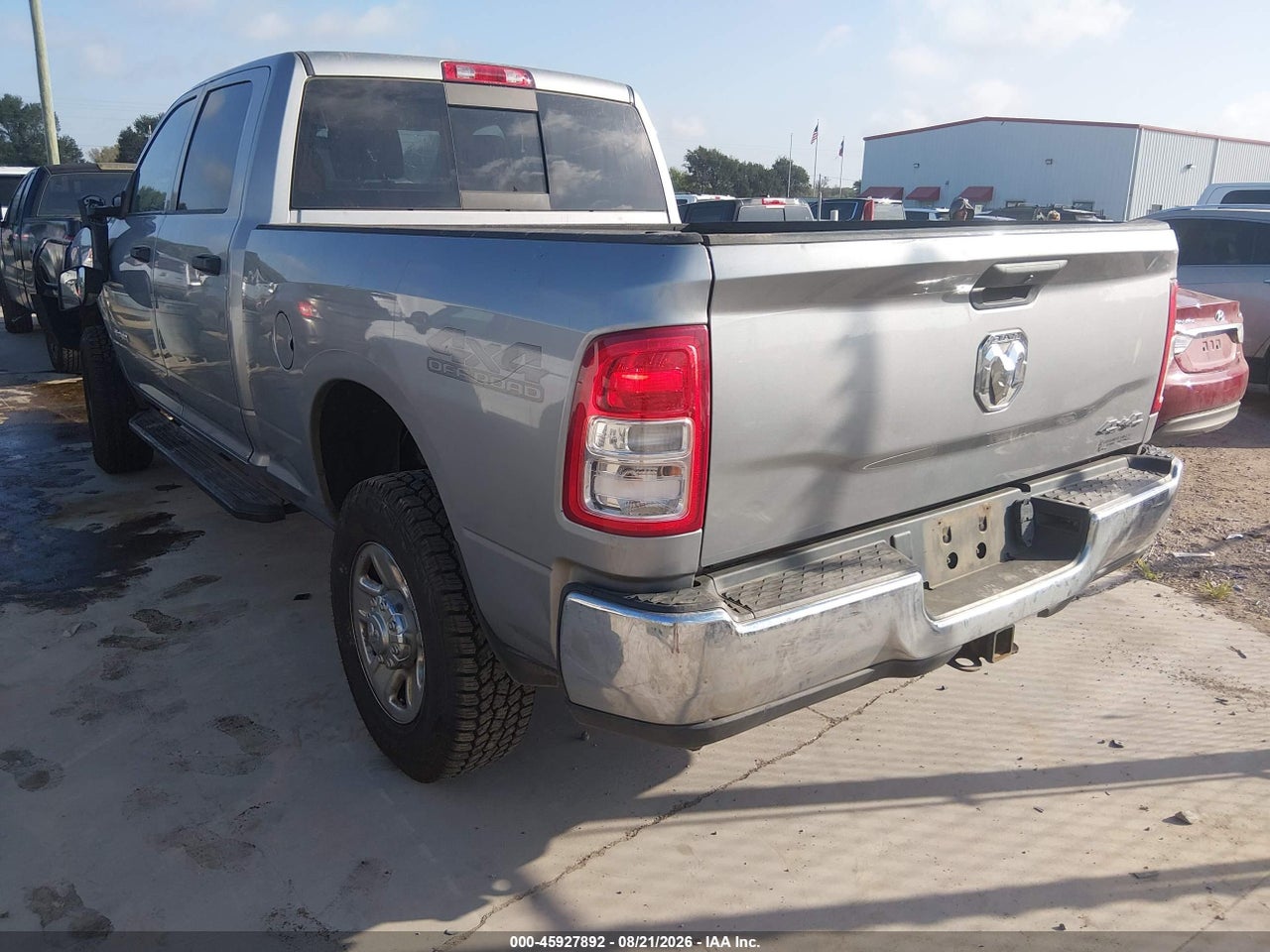 2022 RAM 2500 TRADESMAN  4X4 6'4 BOX · 3/11