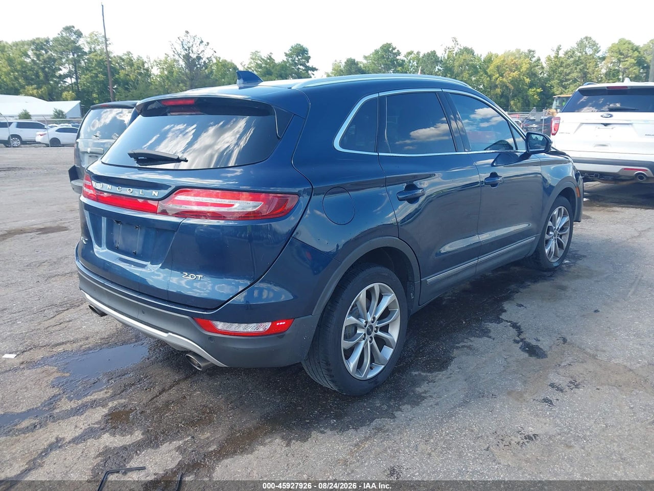 2017 LINCOLN MKC SELECT · 4/11