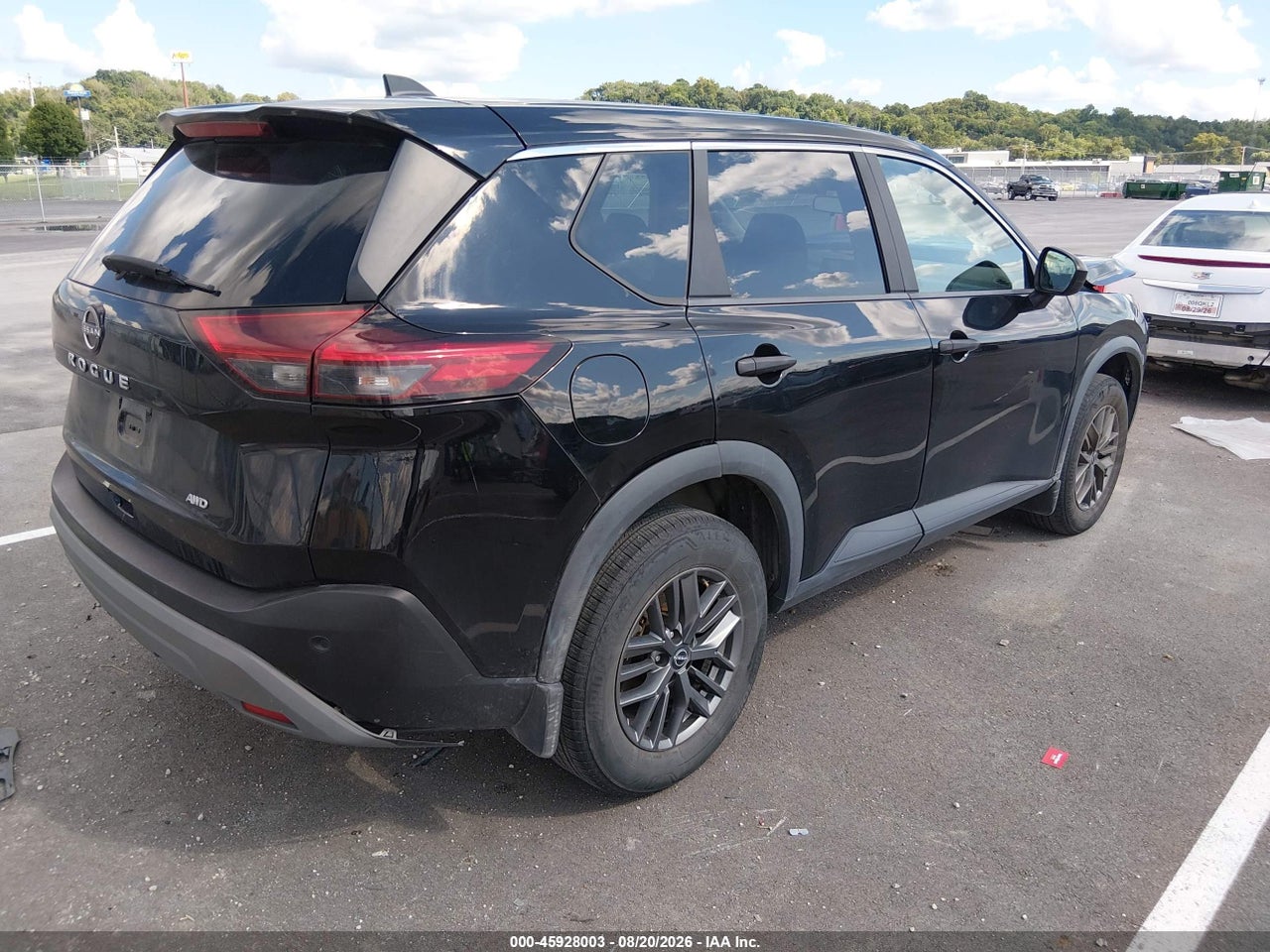 2023 NISSAN ROGUE S INTELLIGENT AWD · 4/11
