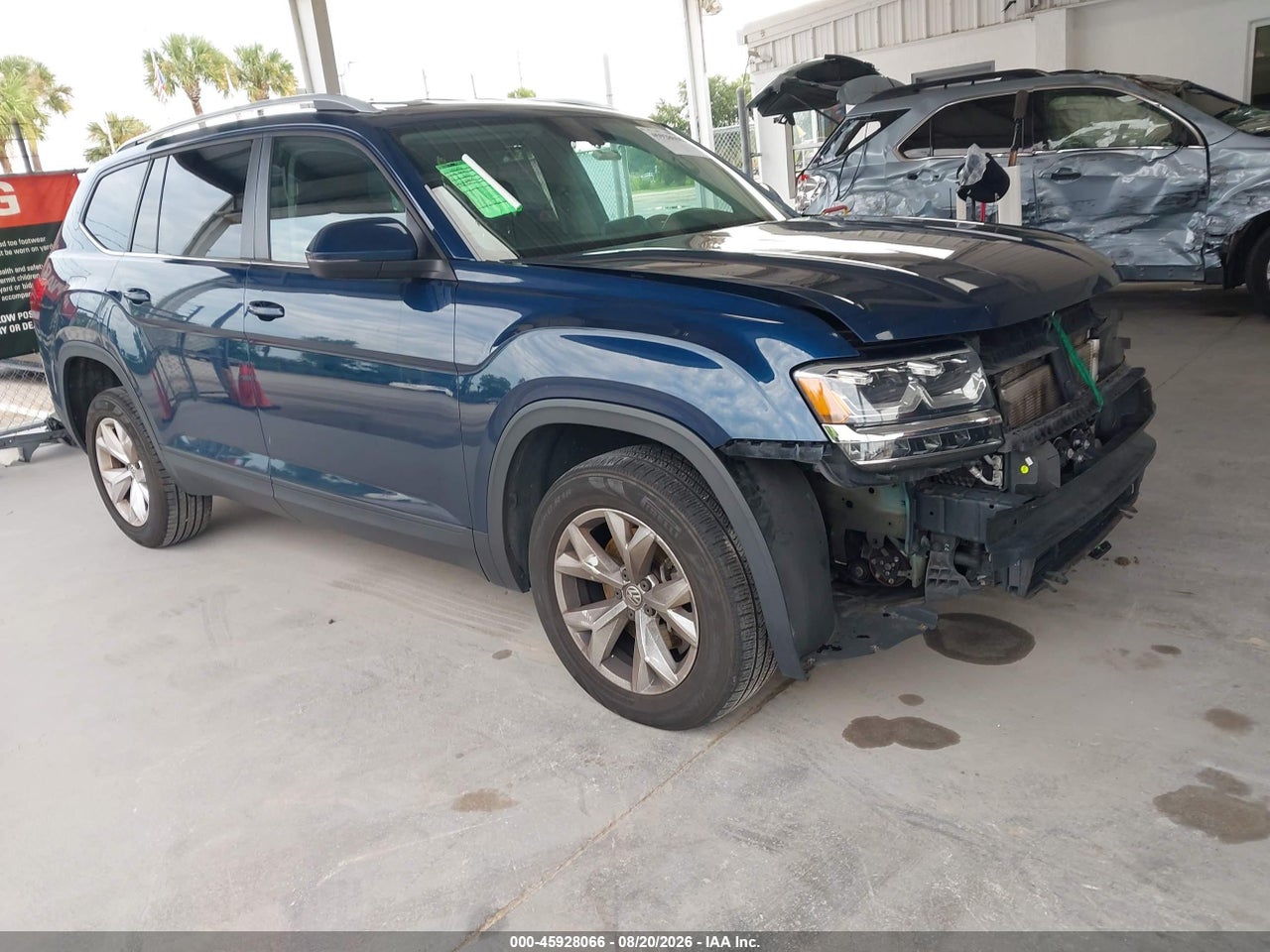 1V2KR2CAXJC****** · 2018 VOLKSWAGEN ATLAS SE