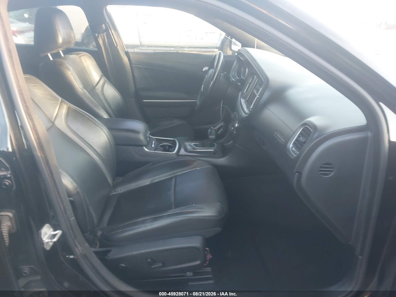 2020 DODGE CHARGER SXT RWD · 5/11