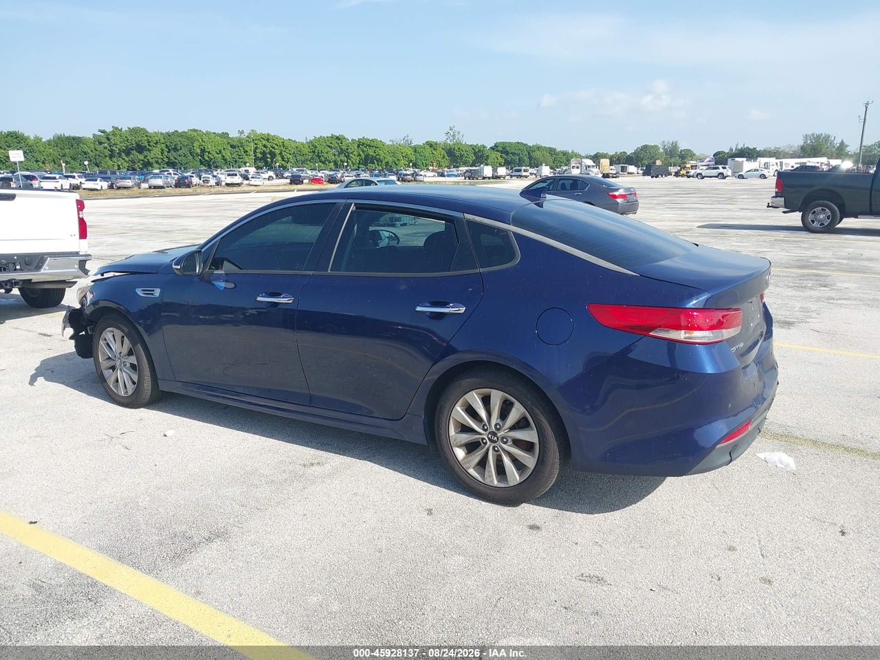 2018 KIA OPTIMA EX · 3/11