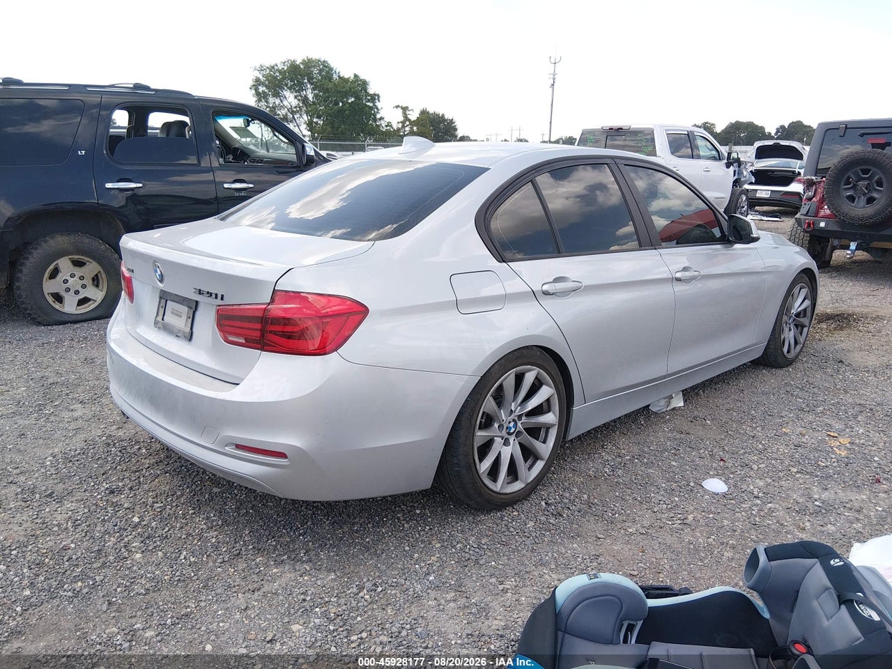 2018 BMW 320I XDRIVE · 4/11