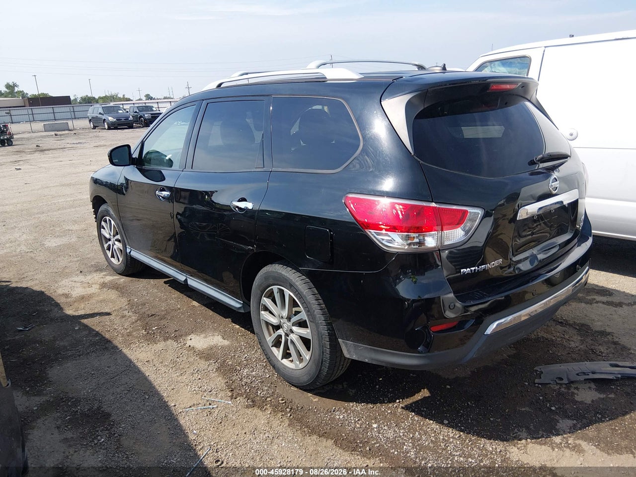 2014 NISSAN PATHFINDER SV · 3/11