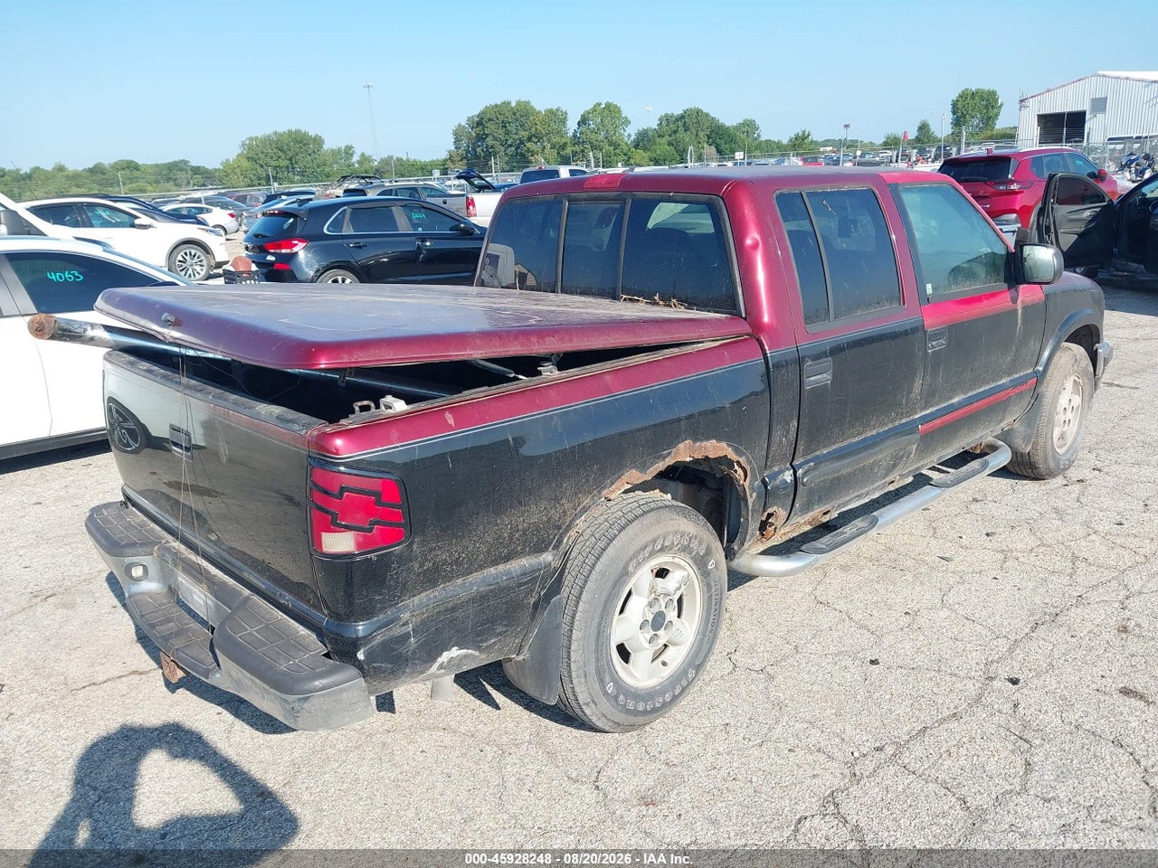 2002 CHEVROLET S-10 LS · 4/11