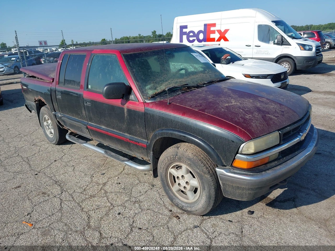 1GCDT13W42K****** · 2002 CHEVROLET S-10 LS