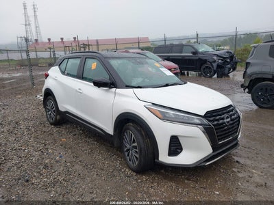 3N1CP5DV4PL****** · 2023 NISSAN KICKS SR XTRONIC CVT