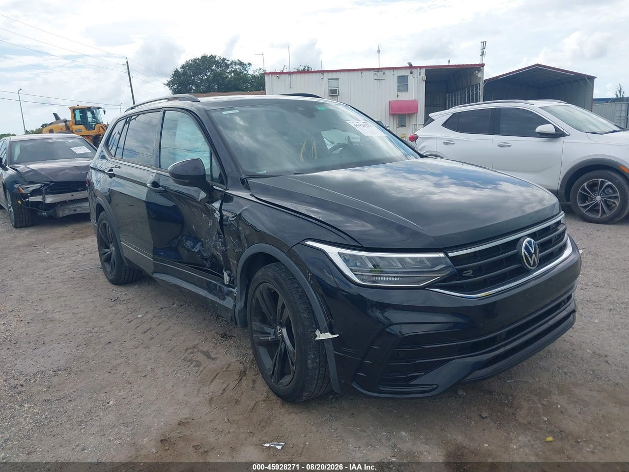 3VVCB7AX4PM****** · 2023 VOLKSWAGEN TIGUAN 2.0T SE R-LINE BLACK