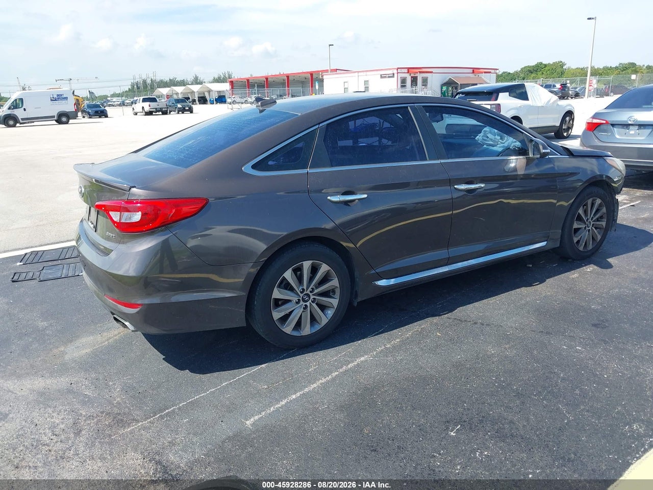 2017 HYUNDAI SONATA SPORT · 4/11