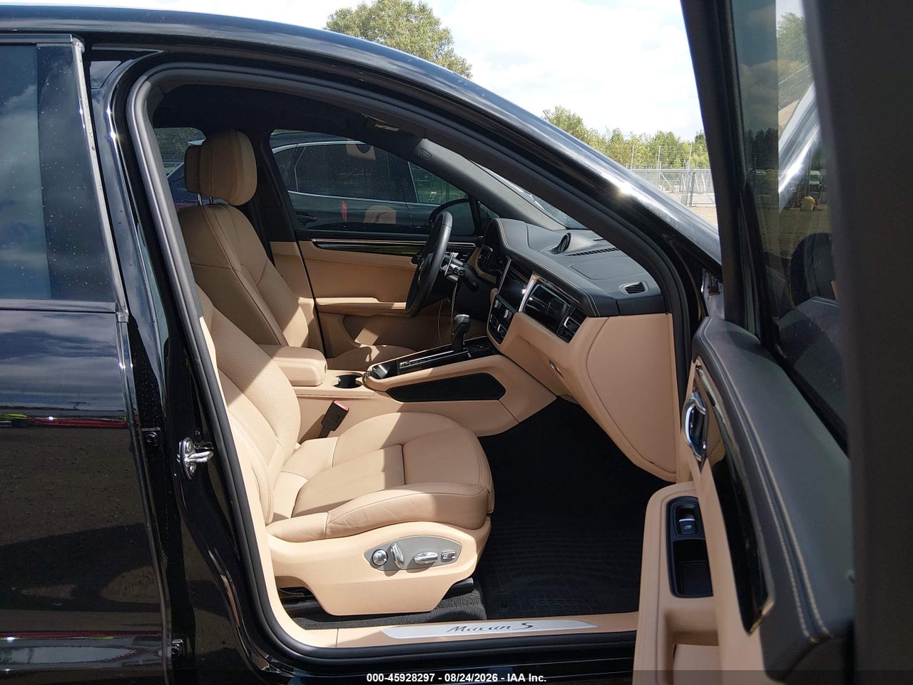 2025 PORSCHE MACAN S · 5/11