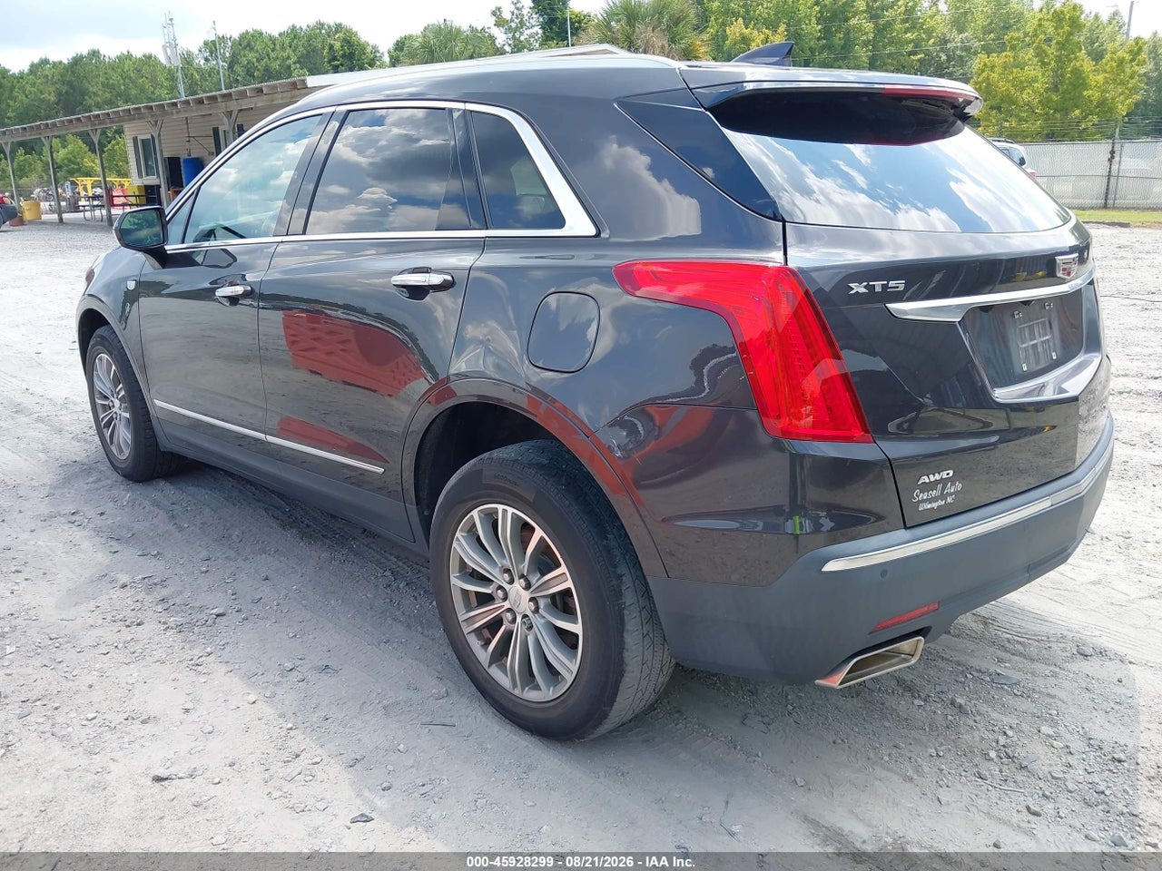 2017 CADILLAC XT5 LUXURY · 3/11