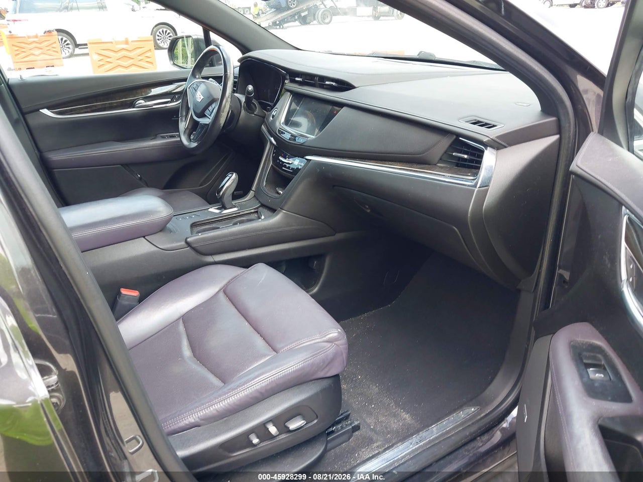 2017 CADILLAC XT5 LUXURY · 5/11