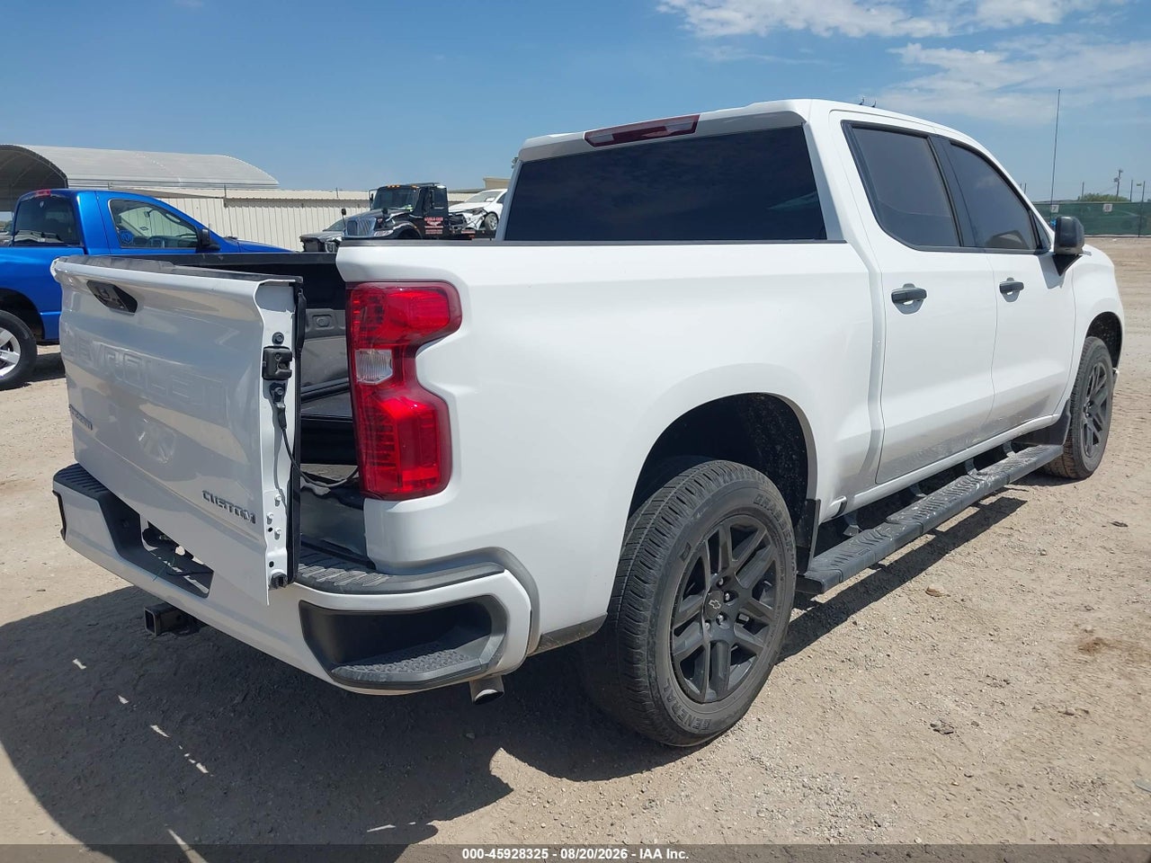 2024 CHEVROLET SILVERADO 1500 2WD  SHORT BED CUSTOM · 4/10
