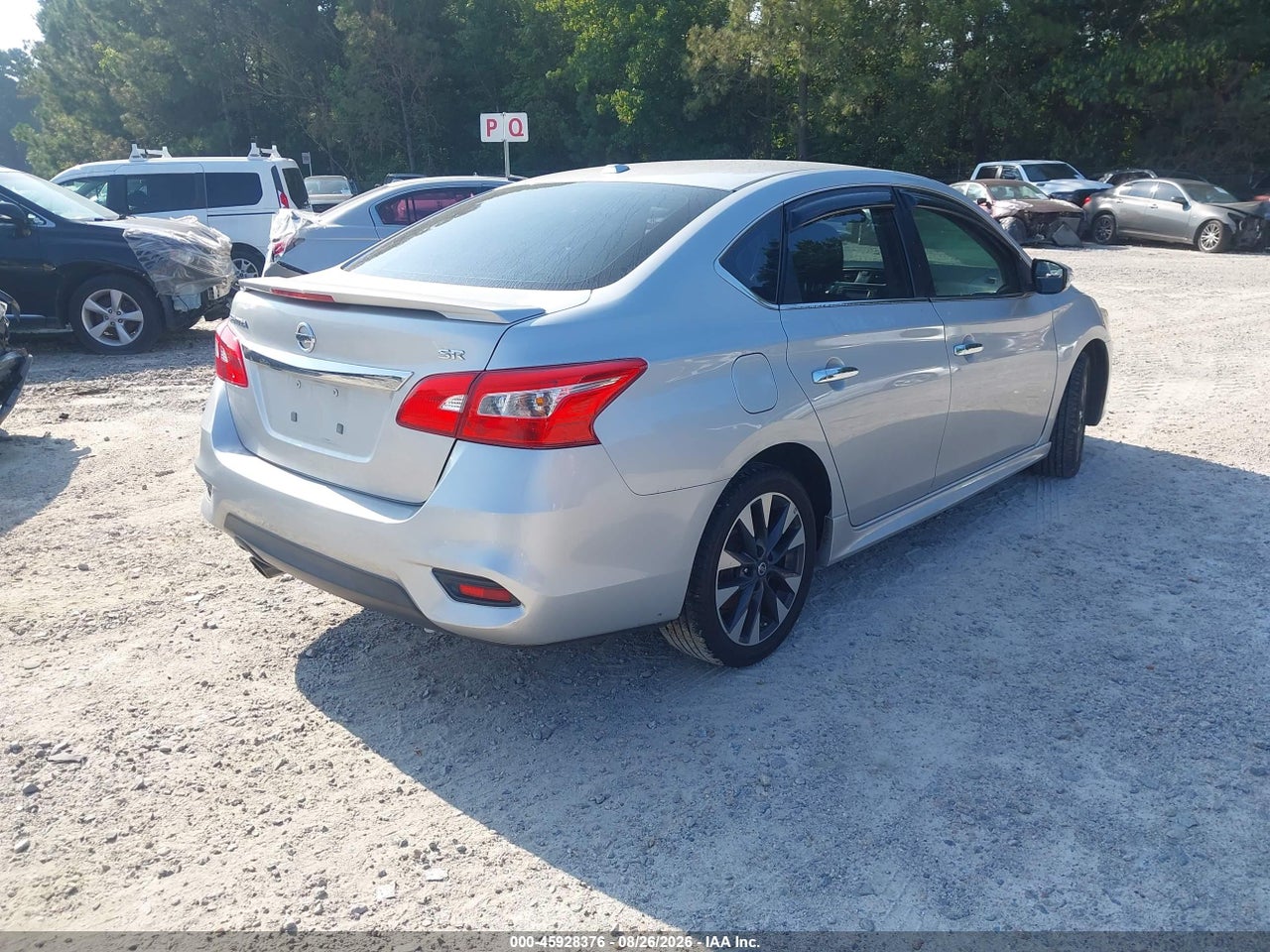 2016 NISSAN SENTRA SR · 4/11