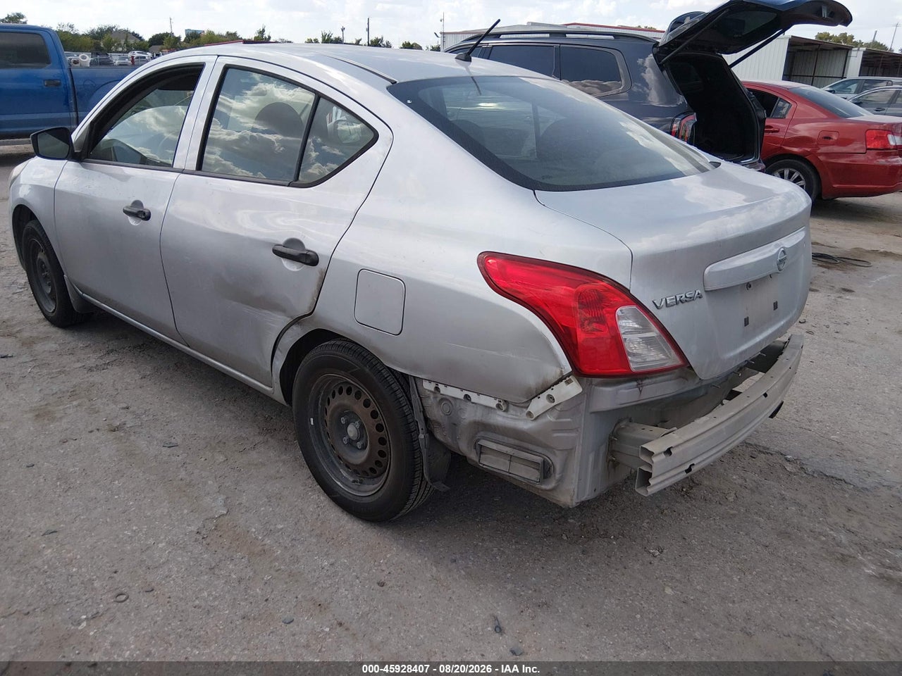 2016 NISSAN VERSA 1.6 S · 3/11