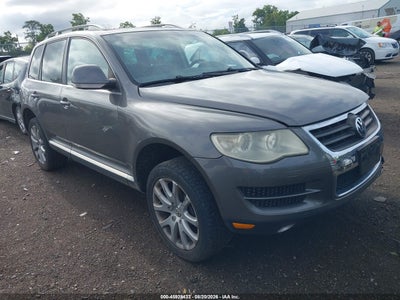 2010 VOLKSWAGEN TOUAREG V6 TDI