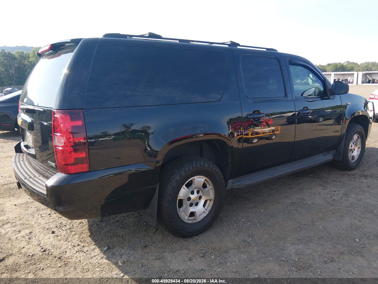 2012 CHEVROLET SUBURBAN LT · 4/11