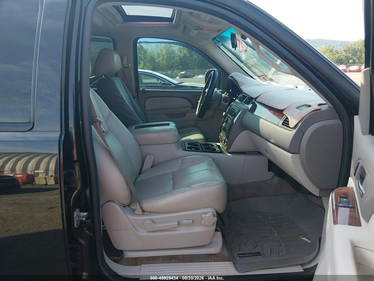 2012 CHEVROLET SUBURBAN LT · 5/11