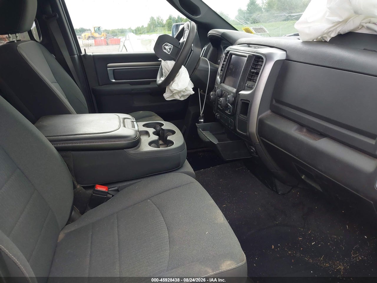 2021 RAM 1500 CLASSIC WARLOCK QUAD CAB 4X4 6'4 BOX · 5/11