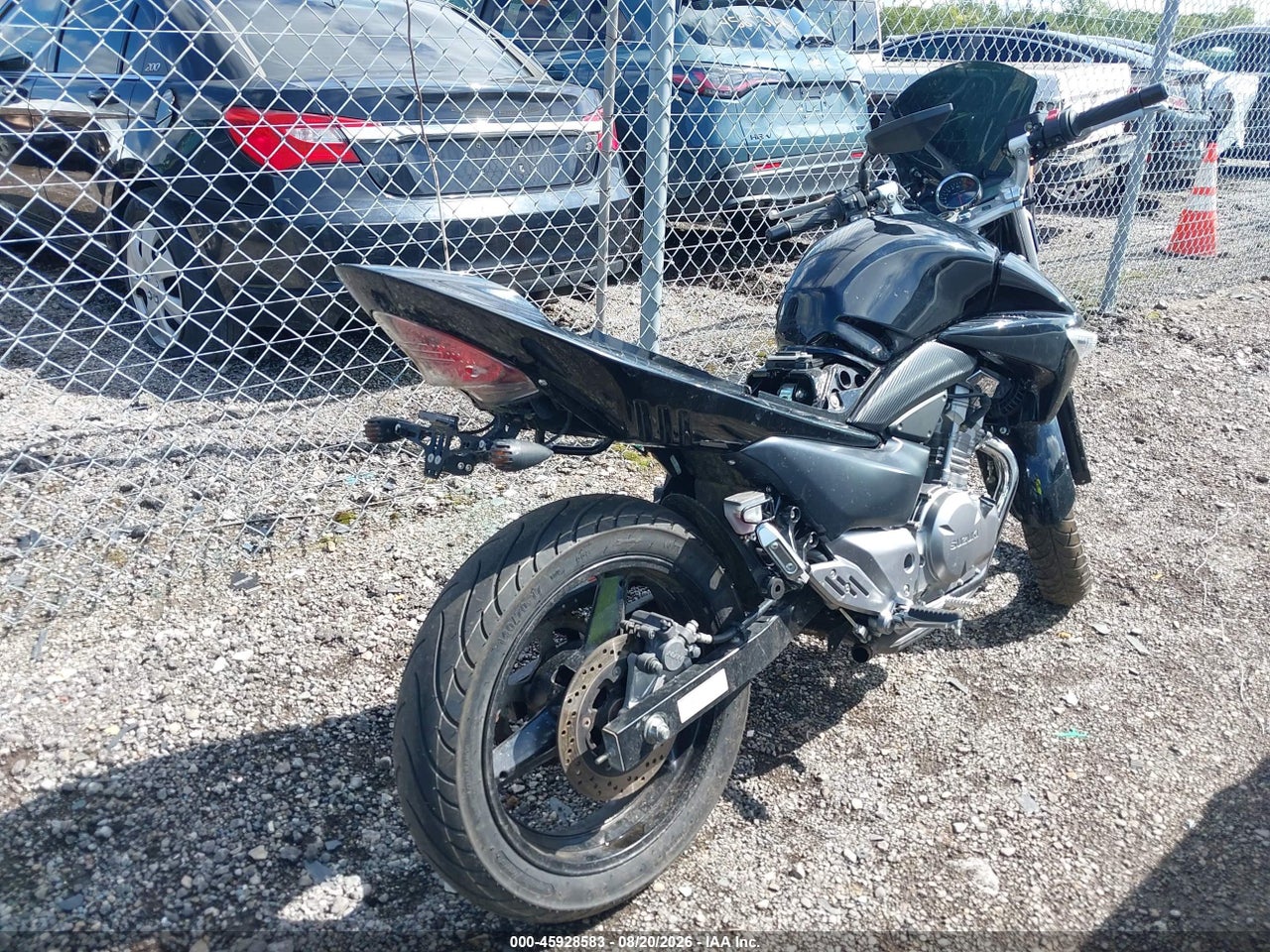 2013 SUZUKI GW250 · 4/11