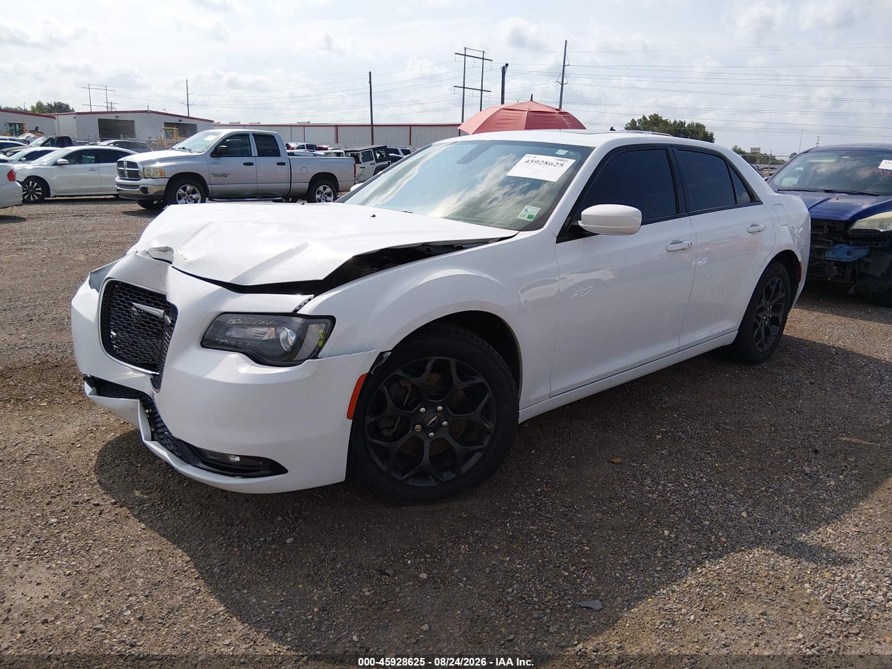 2020 CHRYSLER 300 300S AWD · 2/11