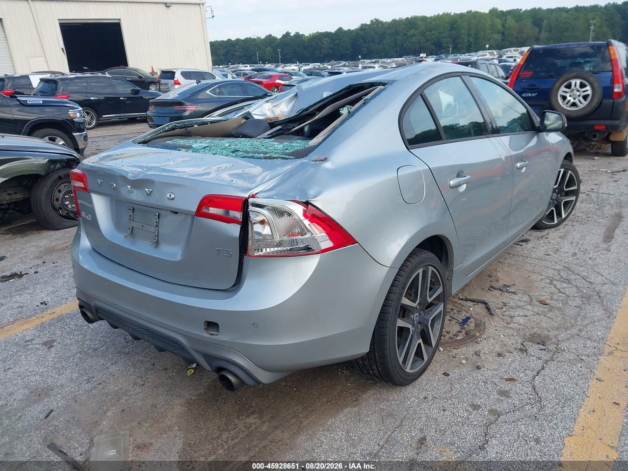 2017 VOLVO S60 T5 DYNAMIC · 4/11