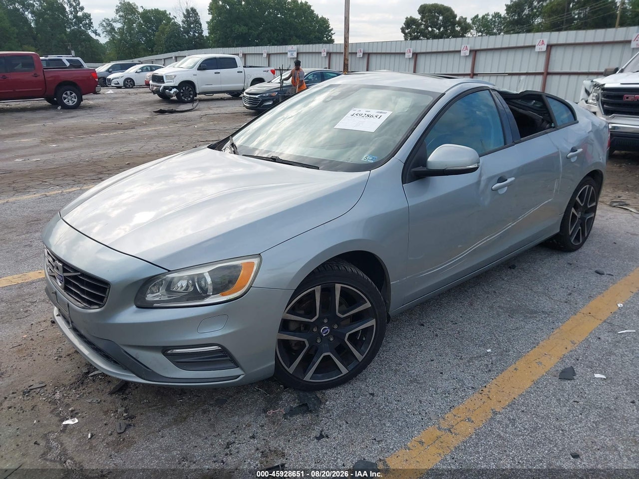 2017 VOLVO S60 T5 DYNAMIC · 2/11