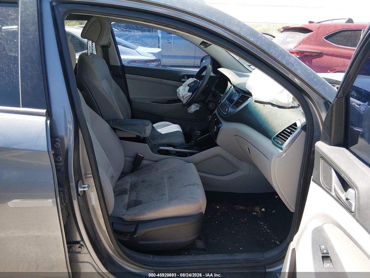 2016 HYUNDAI TUCSON SE · 5/11