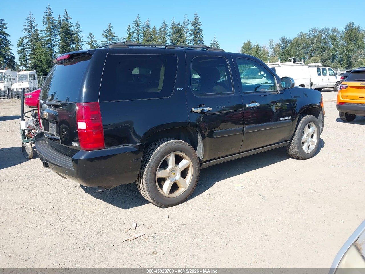 2007 CHEVROLET TAHOE LTZ · 4/11